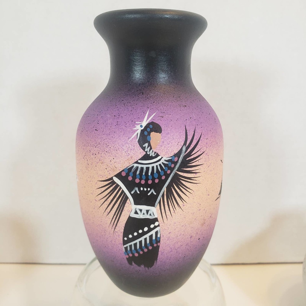 Navajo Dine Signed Handpainted American Indian Southwest Pottery Vase 90s Mesa